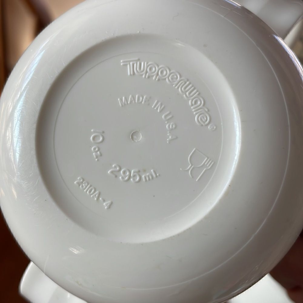 Vintage Tupperware Creamer & Sugar Set - Picture 4 of 6
